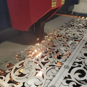 الة قص الحديد بالليزر